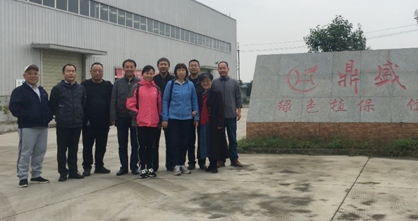 805eb8fa55e7467fa3869d359d3f4060.jpg 原图 合影留念_副本.jpg