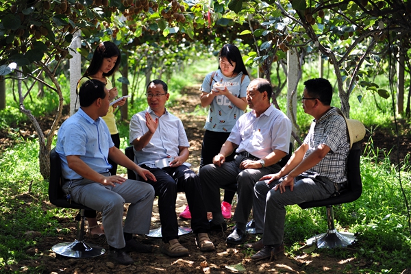 6ff2680248aa4617807a0eabc92d7197.jpg 刘占德工作照_副本.jpg